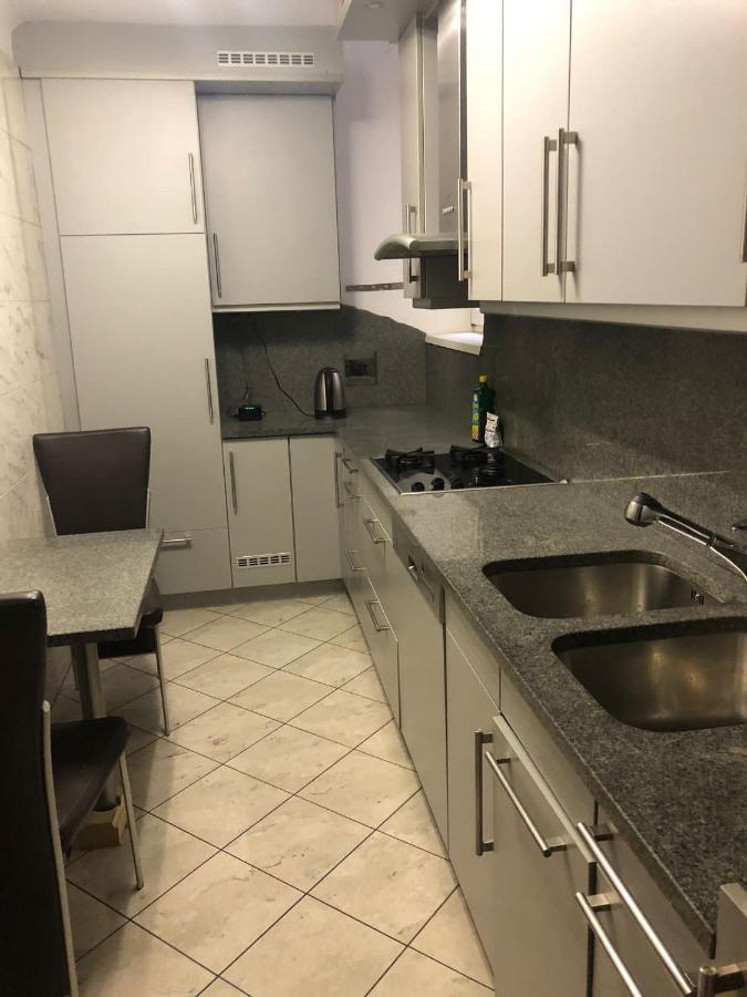 A Private Room In A Shared Apartment ウィーン エクステリア 写真