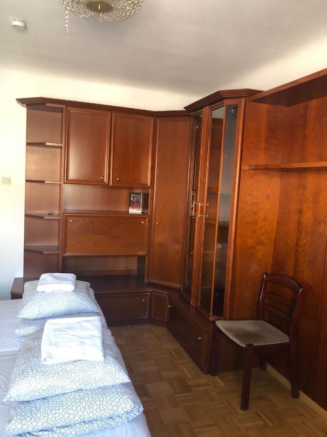 A Private Room In A Shared Apartment ウィーン エクステリア 写真